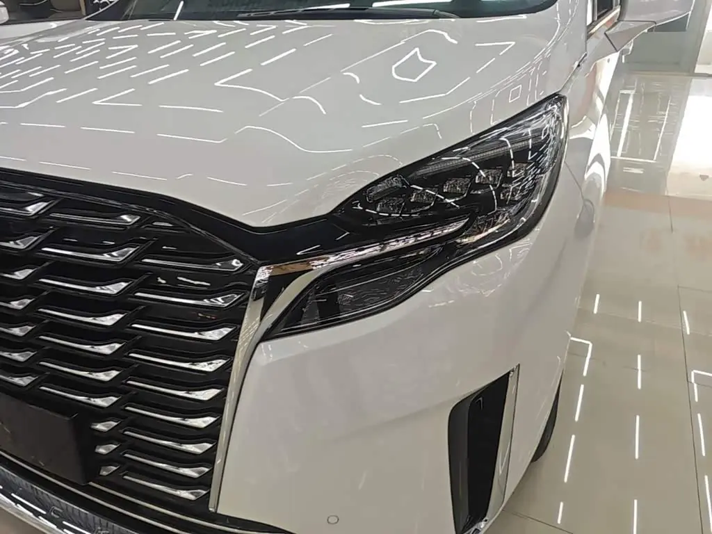 Buick GL8 2024 — ფოტო 17/19