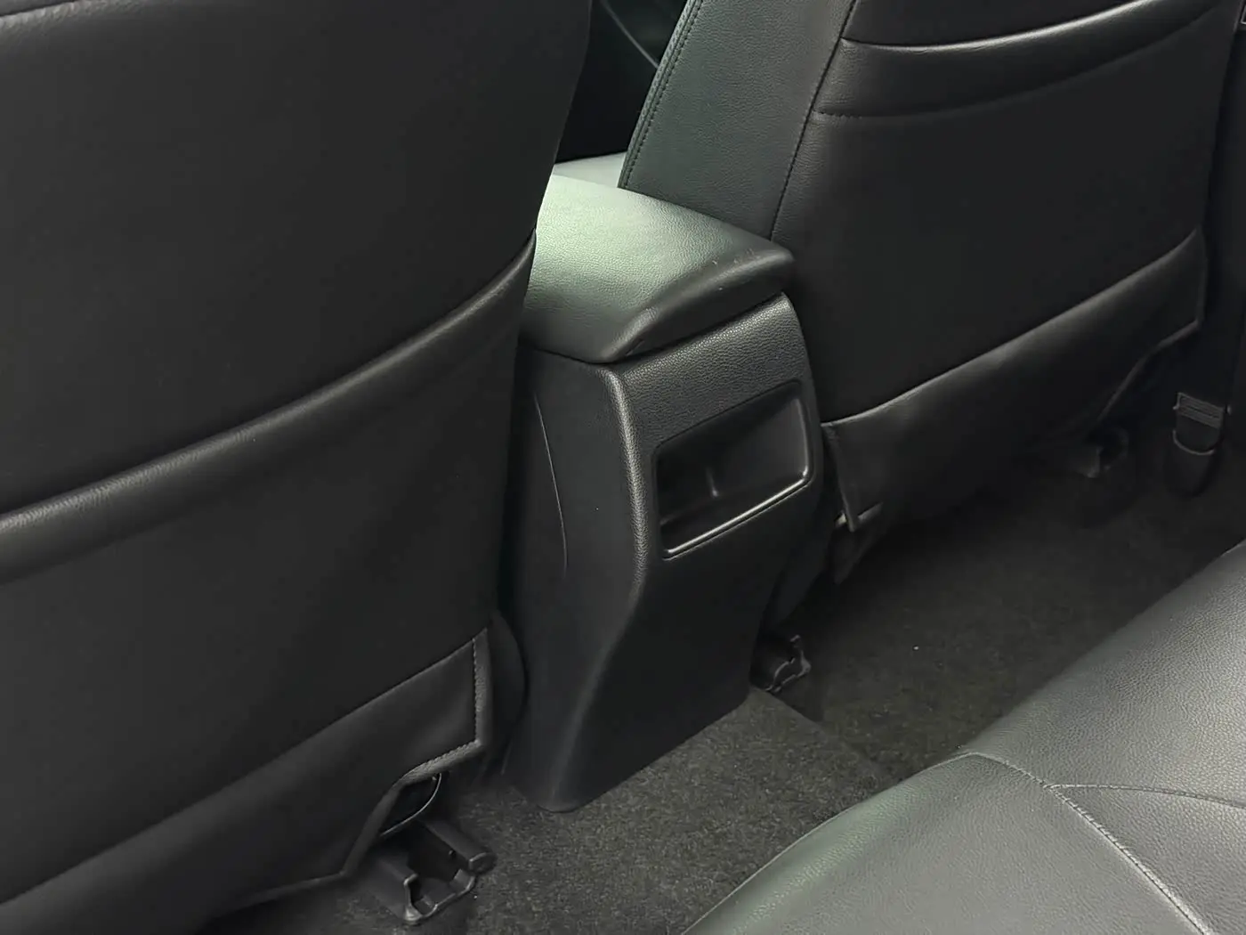 Toyota Corolla 2022 — Şəkil 14/20