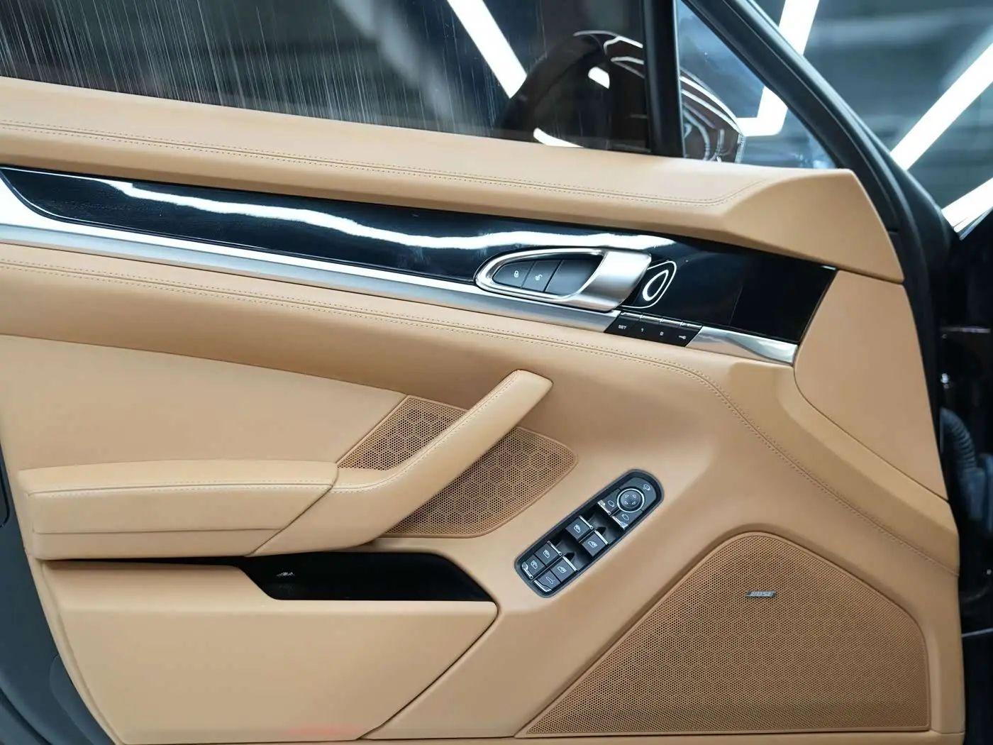 Porsche Panamera 2014 — Photo 13/20