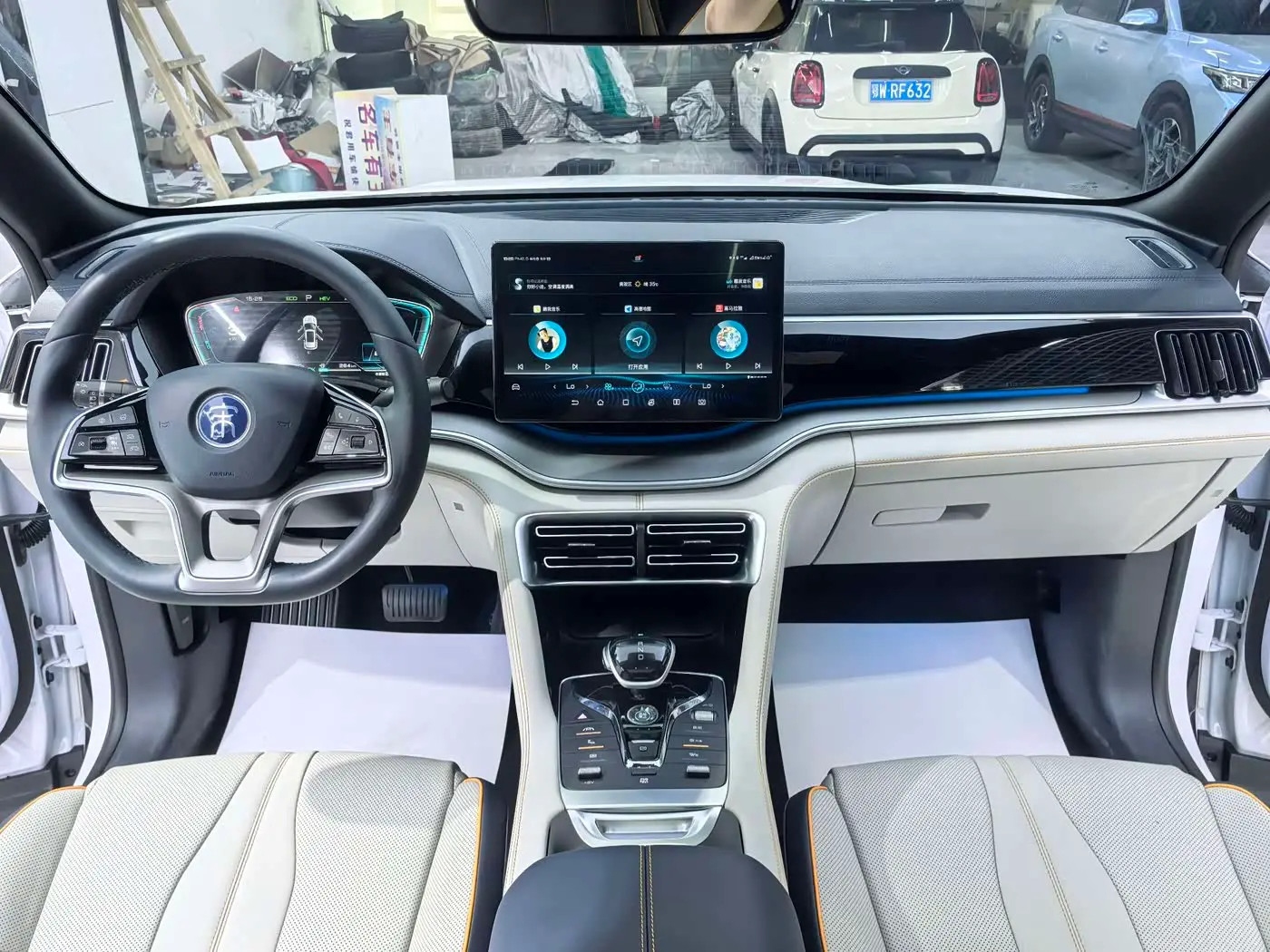 BYD Song PLUS PHEV 2023 — Photo 5/16