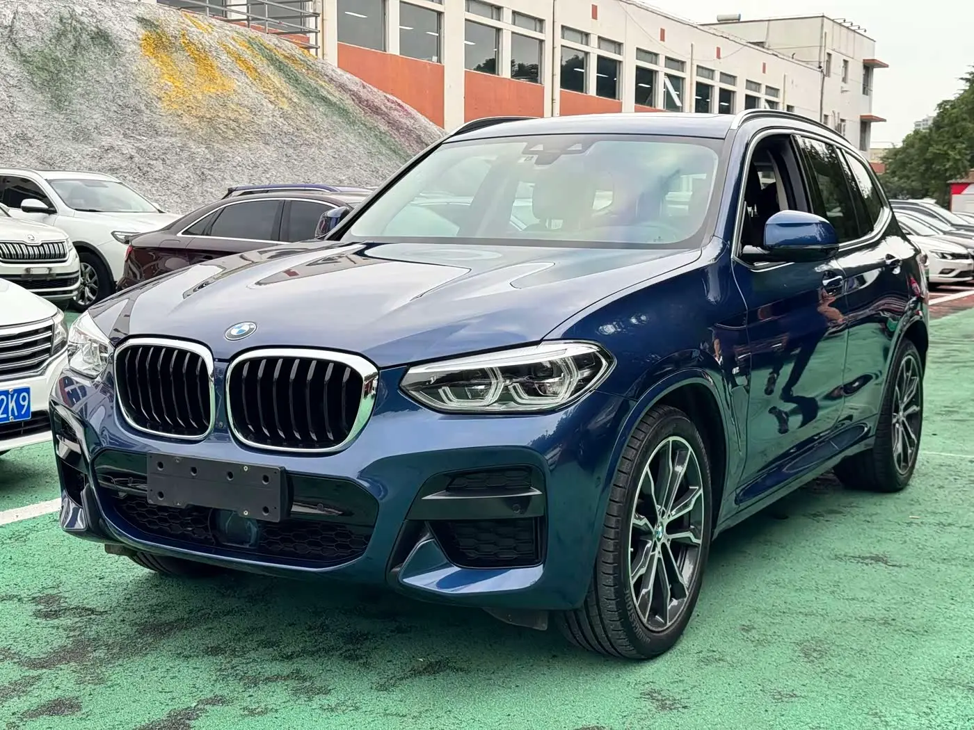 BMW X3 2020 — Photo 2/13