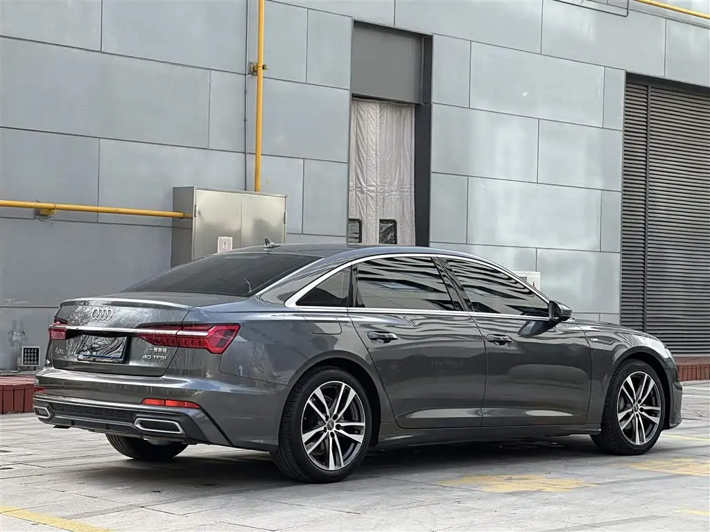 Audi A6L 2019 — Фото 6/16
