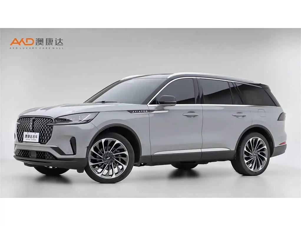Lincoln Aviator 2024 — Фото 1/11