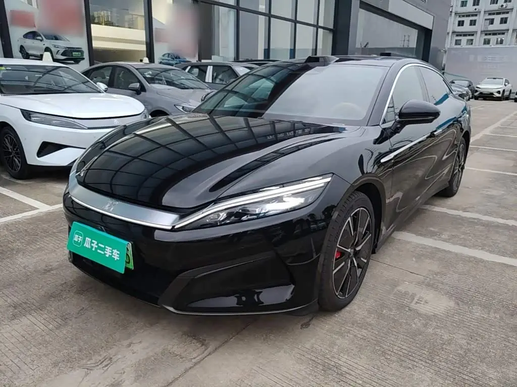 BYD Han L 2025 — Photo 1/20