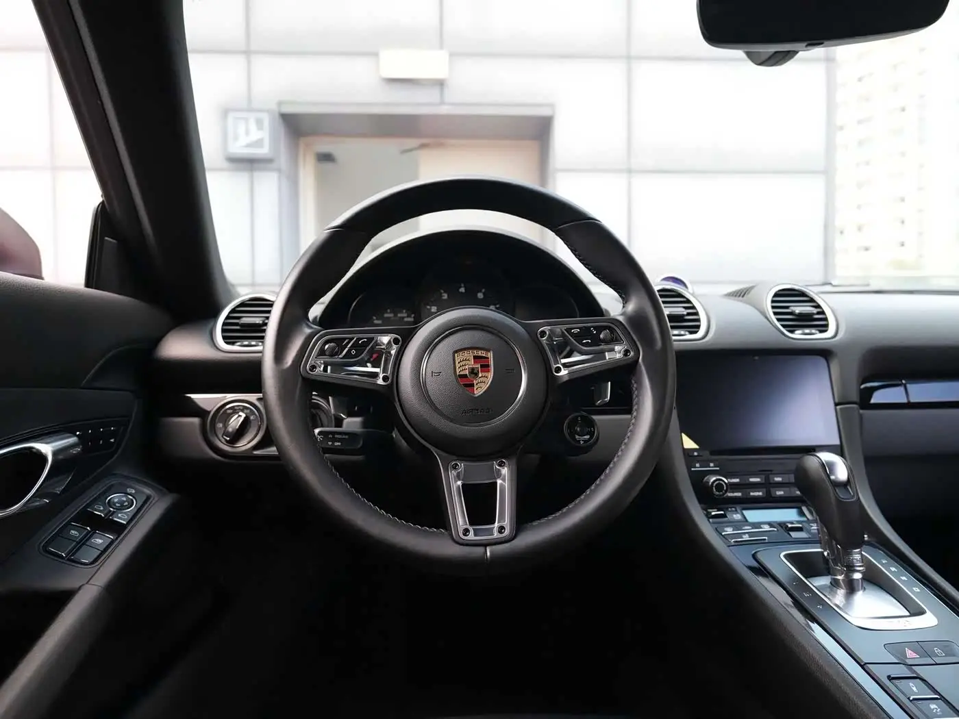 Porsche 718 2020 — Photo 5/15