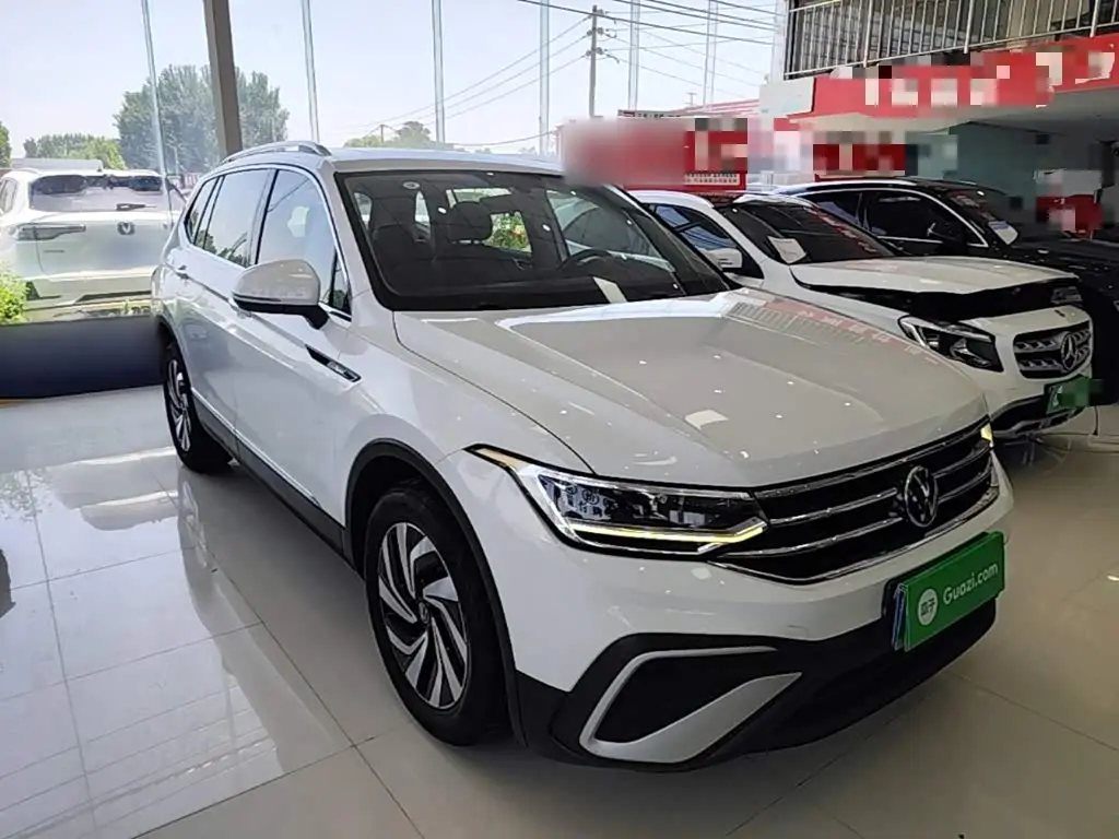 Volkswagen Tiguan L 2023 — Фото 4/20