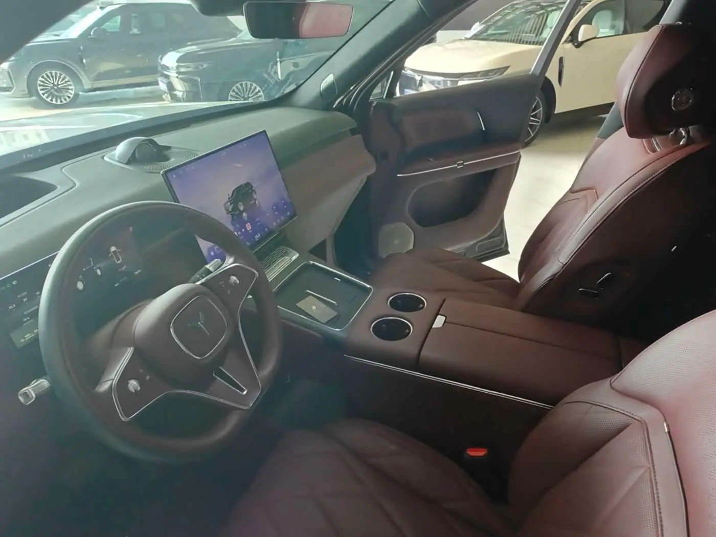 Voyah Auto VOYAH Taisan 2025 — Photo 4/13