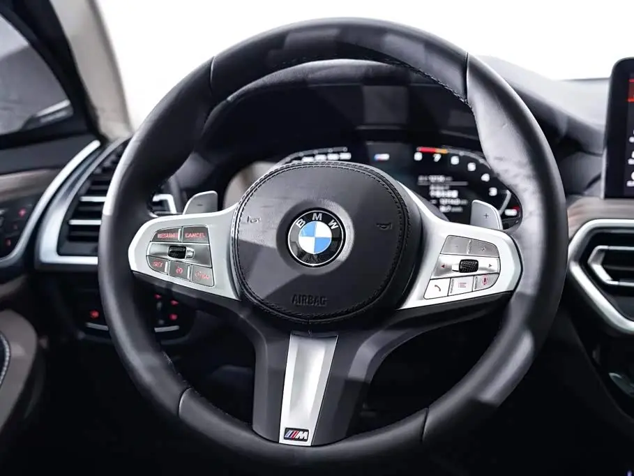 BMW X3 2024 — Photo 15/20