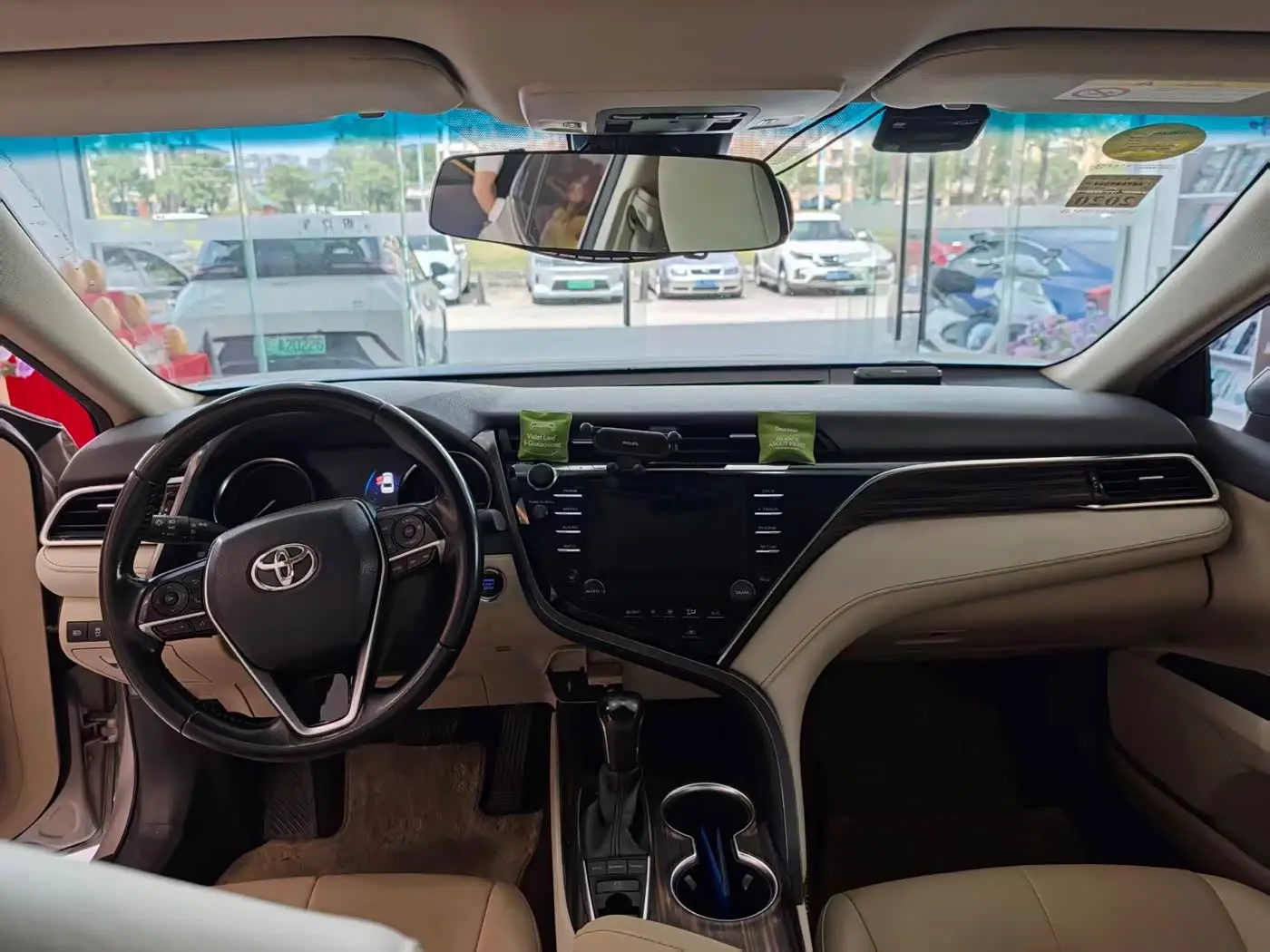 Toyota Camry 2018 — Photo 5/7