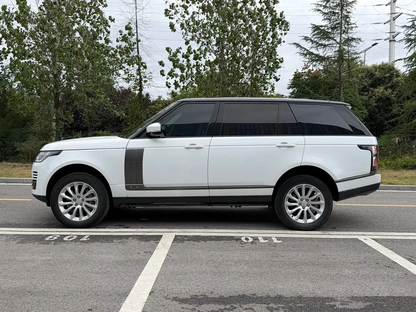 Land Rover Range Rover 2018 — Photo 10/20