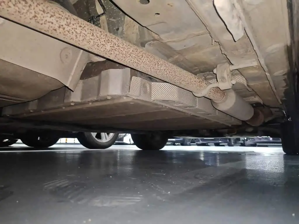 BYD Song PLUS PHEV 2022 — Photo 17/20