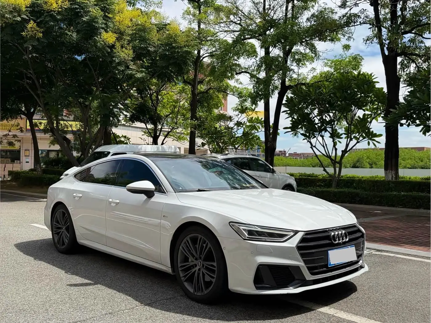 Audi A7 2023 — Фото 3/9