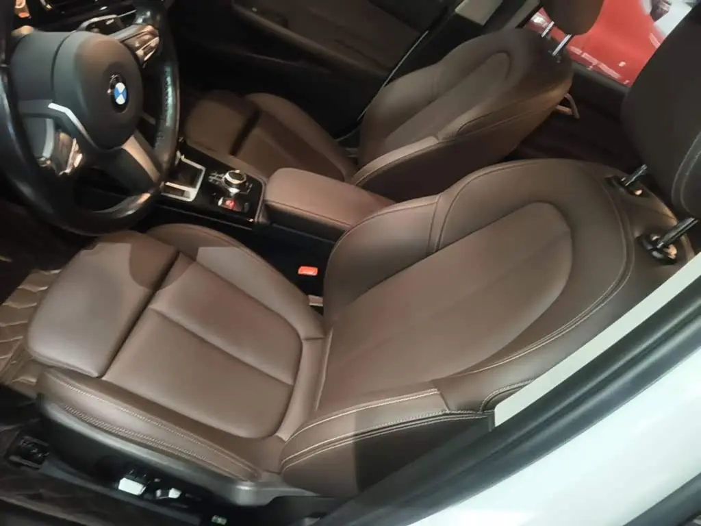 BMW 1 Series 2023 — Фото 15/20