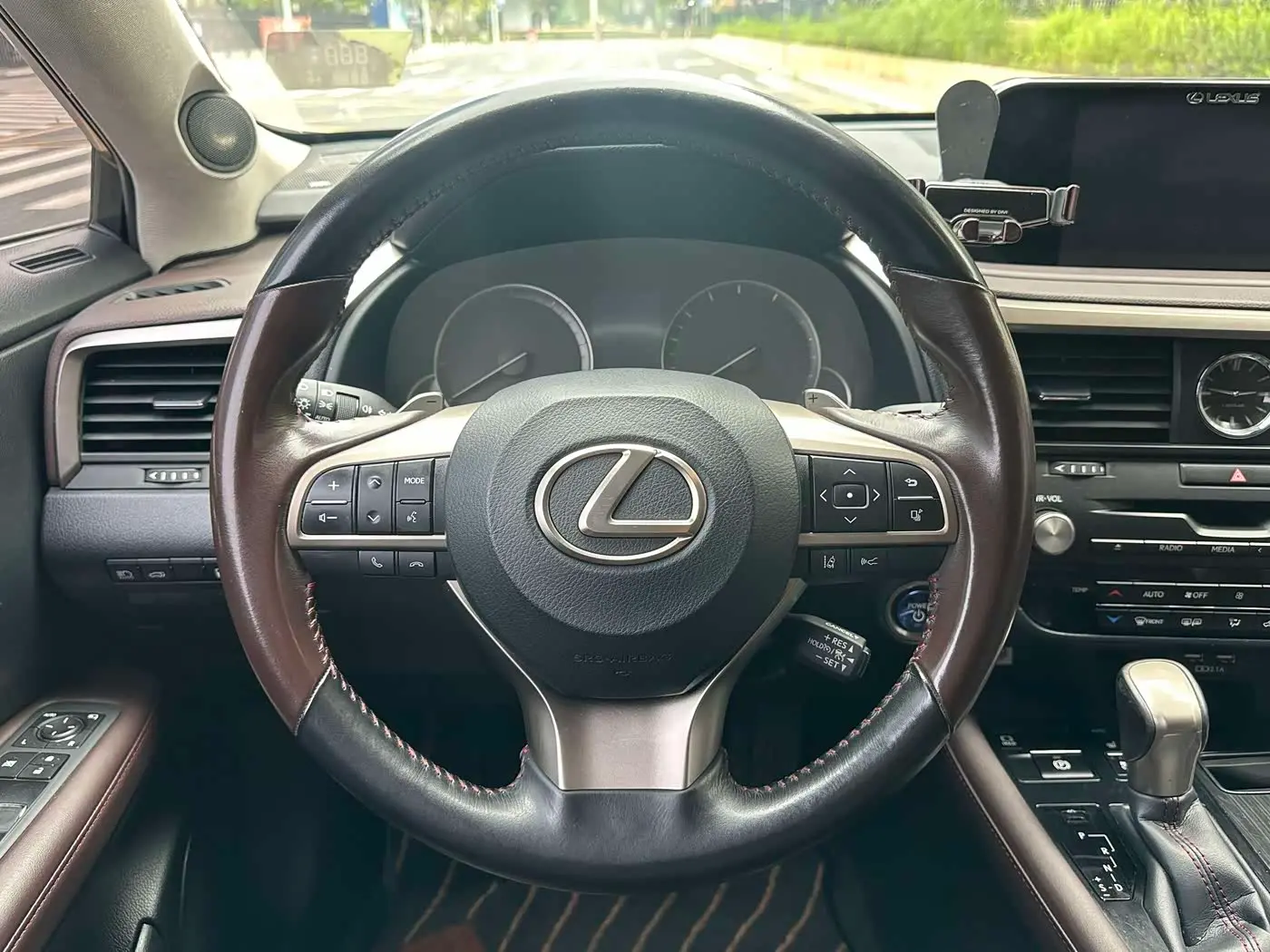 Lexus RX 2020 — Фото 10/14