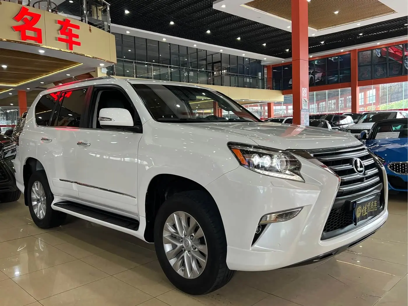 Lexus GX 2015 — Photo 3/16