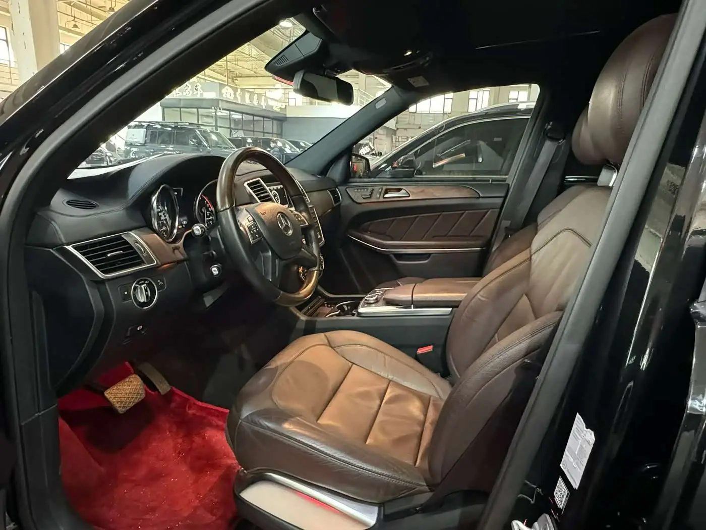 Mercedes-Benz GL-Class 2015 — Фото 4/9