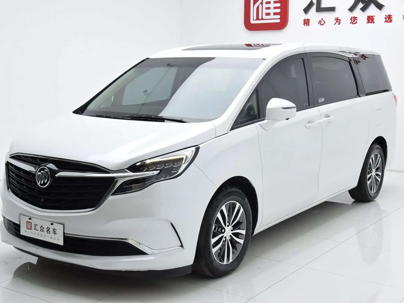 Buick GL8 2021 — ფოტო 4/20