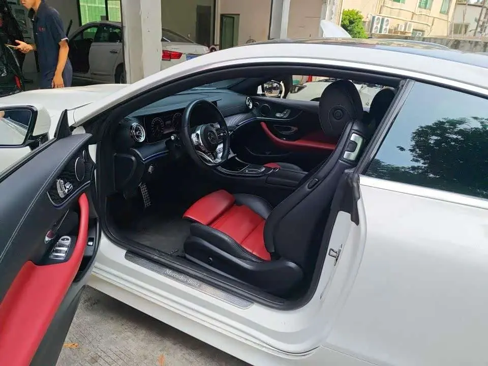 Mercedes-Benz E-Class 2019 — Photo 9/9