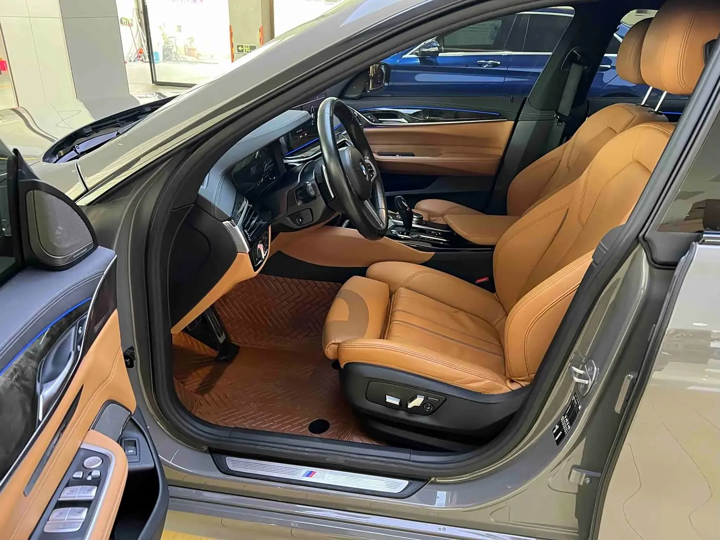 BMW 6 Series GT 2022 — Photo 4/11