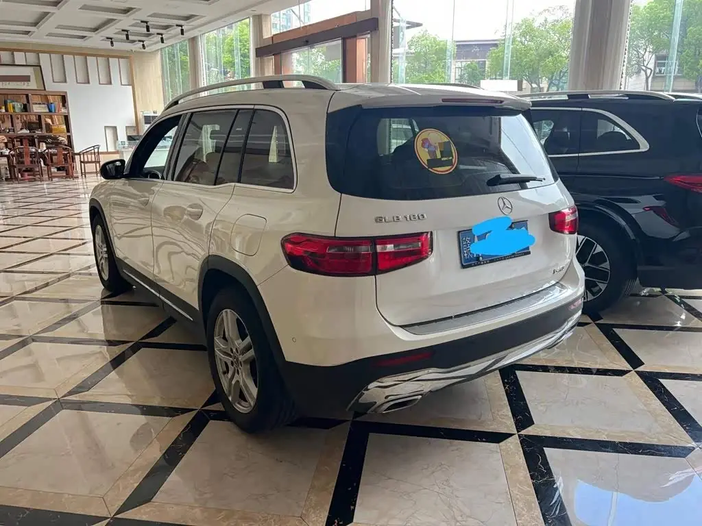 Mercedes-Benz GLB 2020 — Photo 3/8