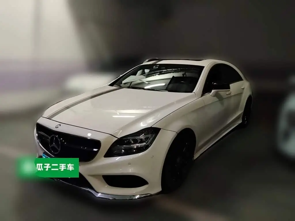 Mercedes-Benz CLS 2015 — Photo 1/20