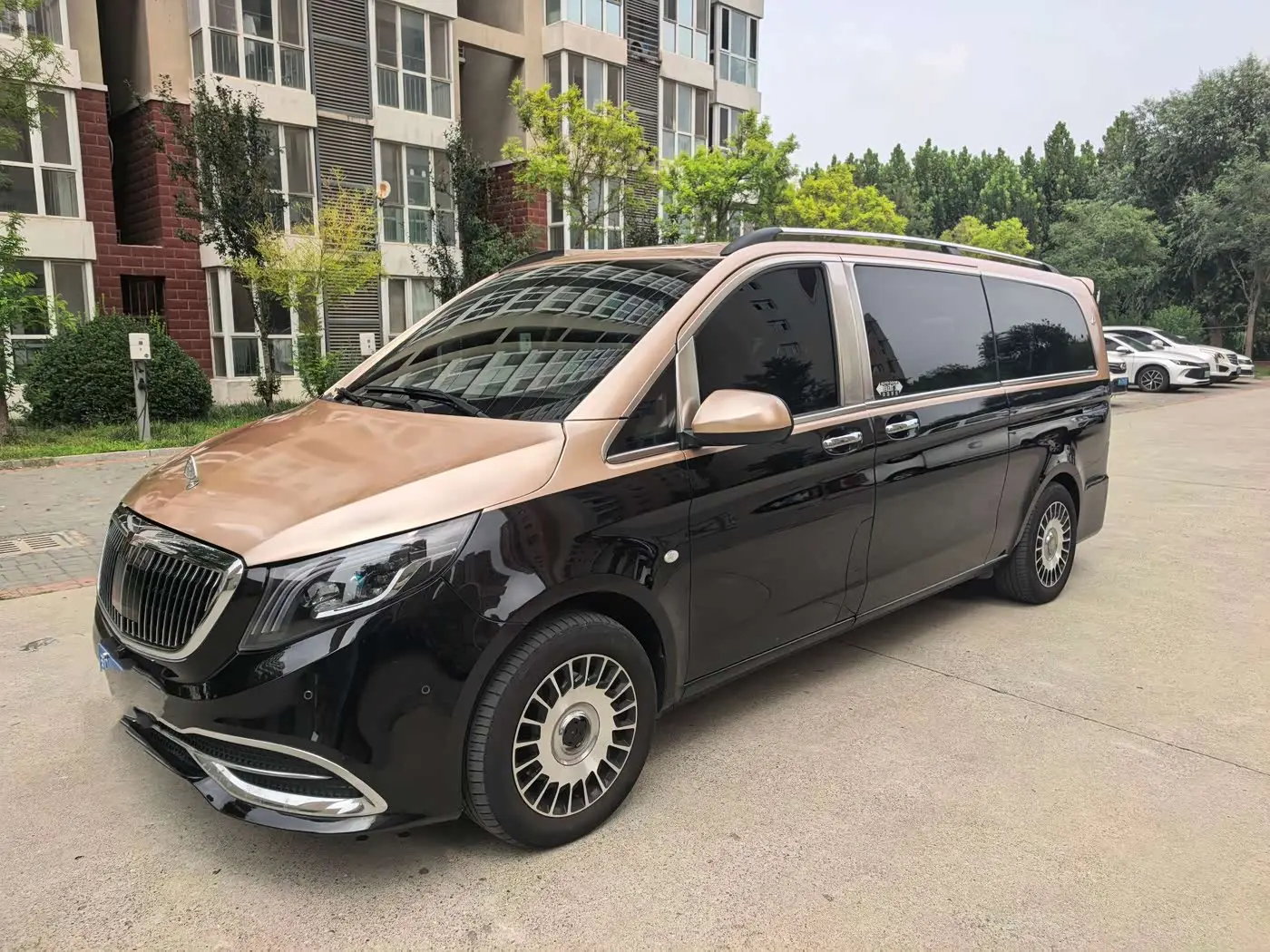 Mercedes-Benz Vito 2023 — Photo 3/10