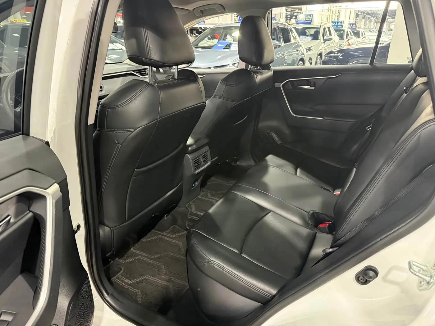 Toyota RAV4 Rongfang 2022 — Şəkil 8/9