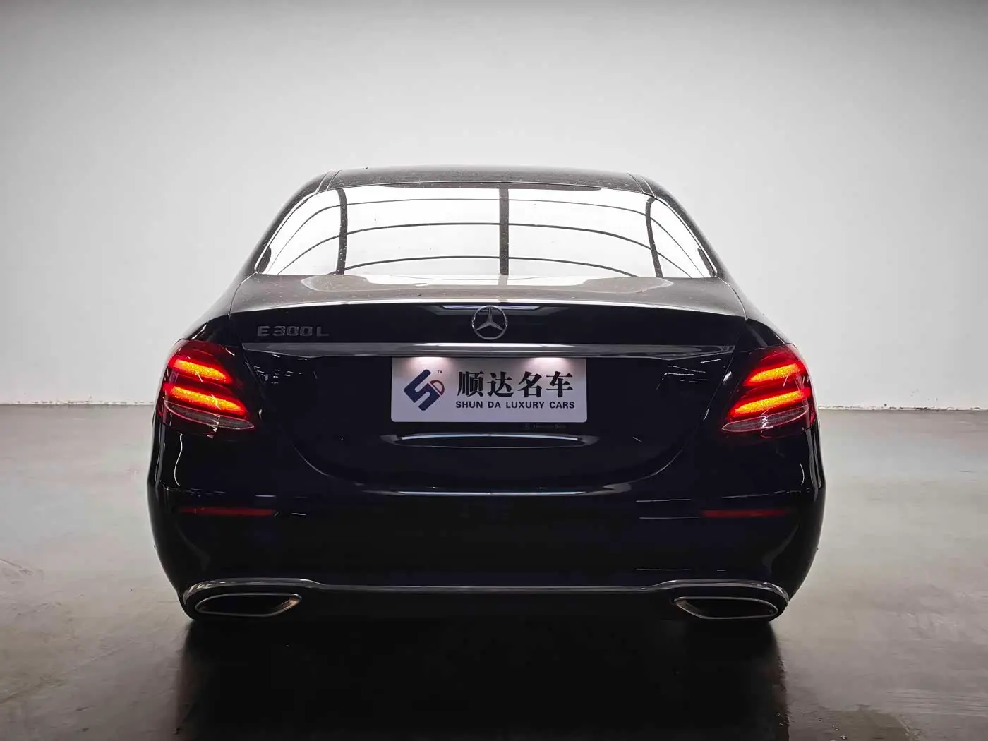 Mercedes-Benz E-Class 2019 — Фото 3/11