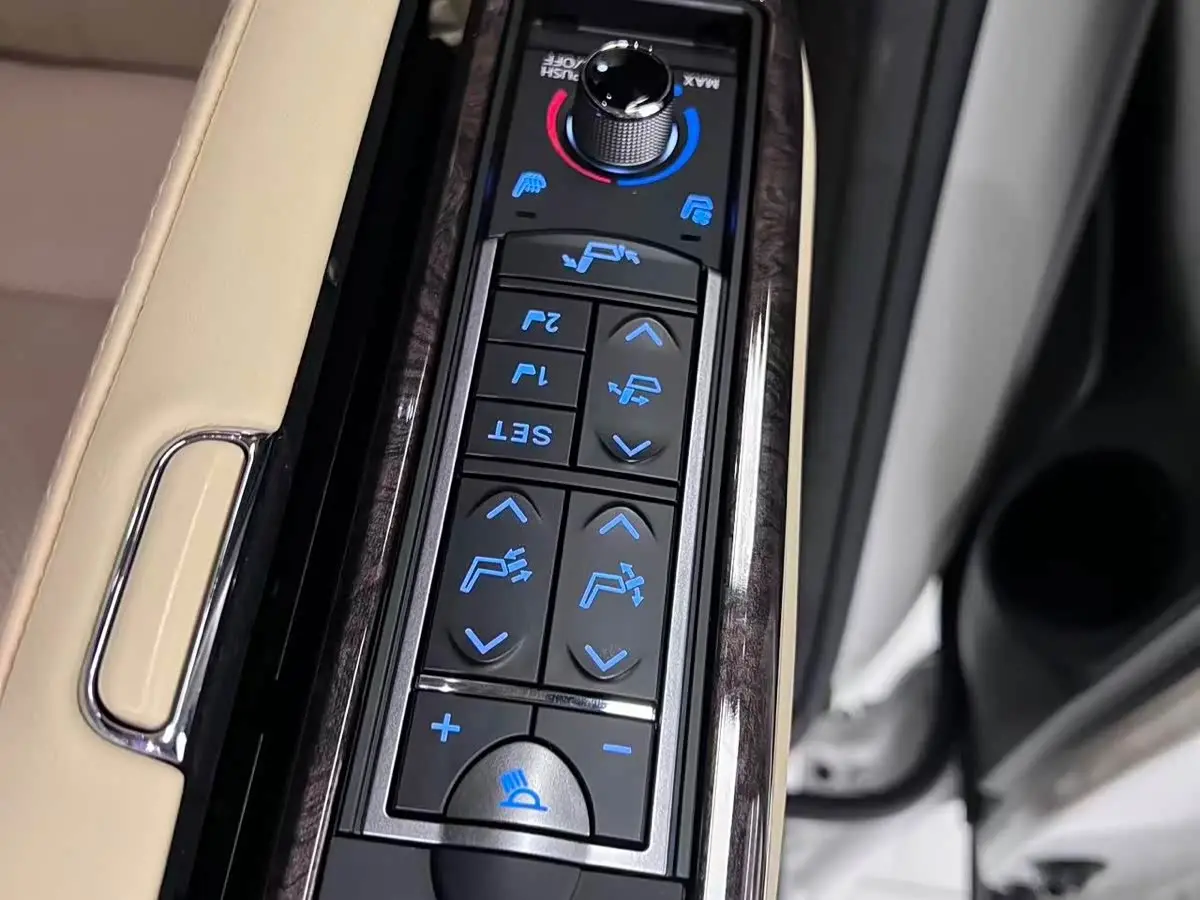 Toyota Alphard 2020 — Фото 11/20