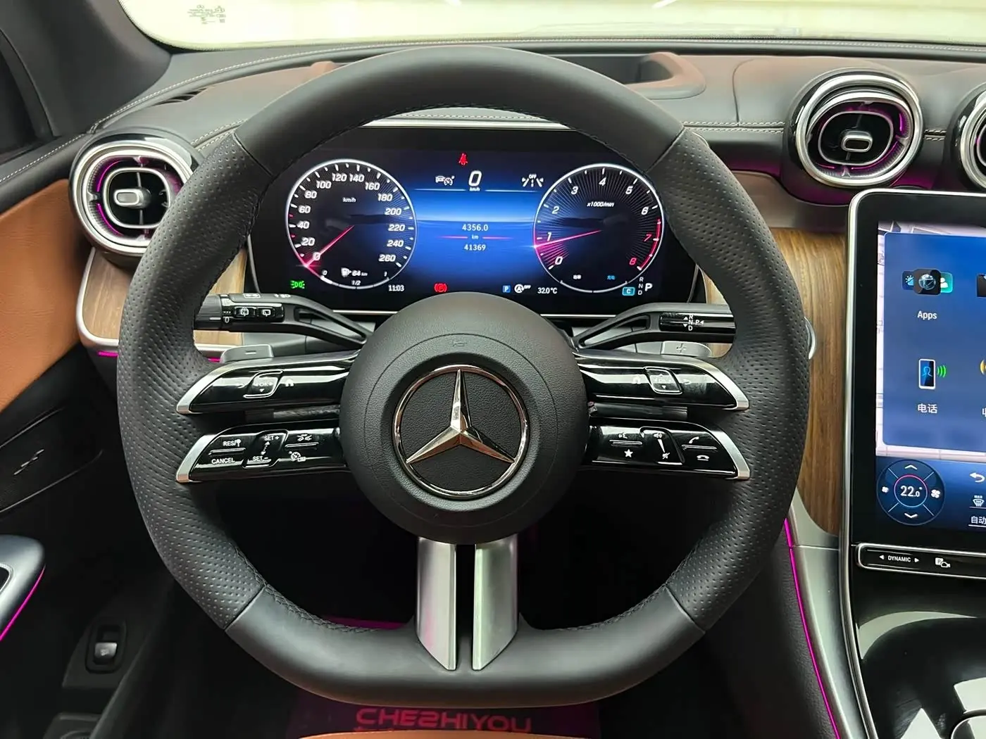 Mercedes-Benz GLC 2023 — Photo 14/20