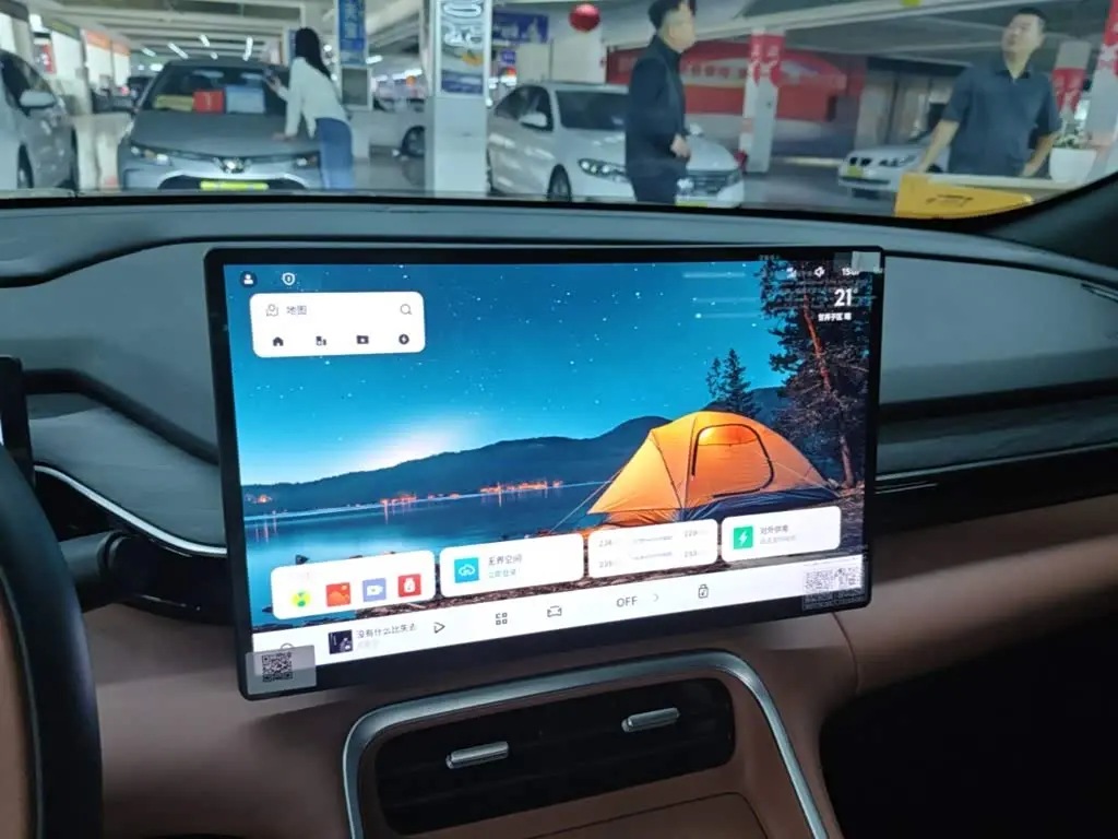 Geely Galaxy Galaxy L6 2025 — Photo 13/20
