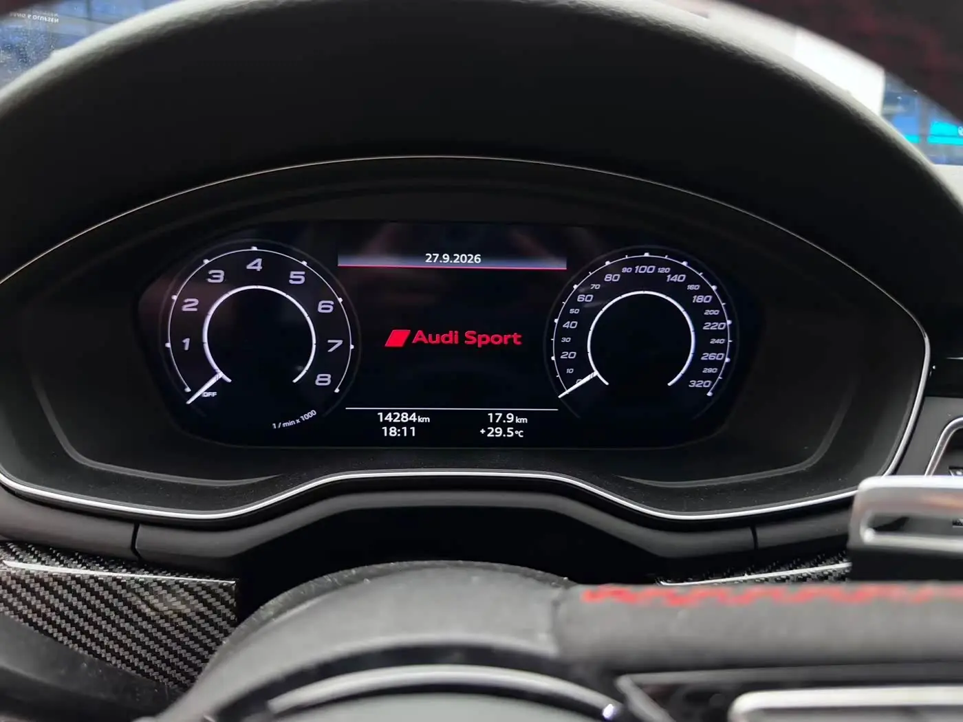 Audi RS 5 2023 — Фото 11/17