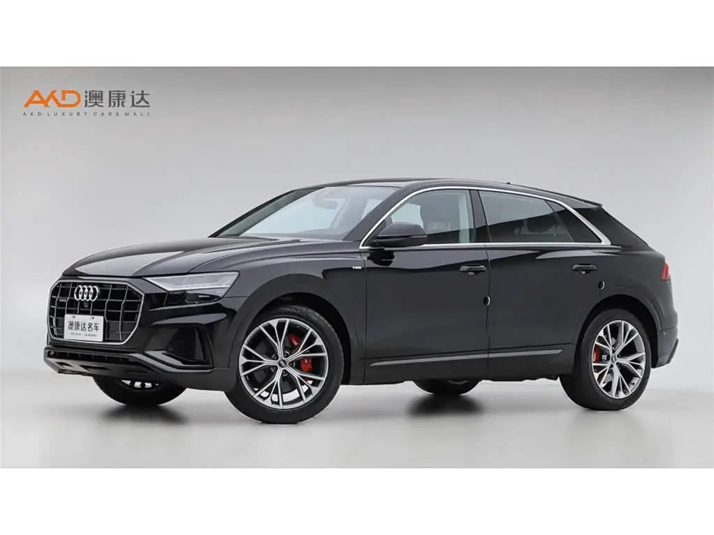Audi Q8 2022 — Şəkil 1/10