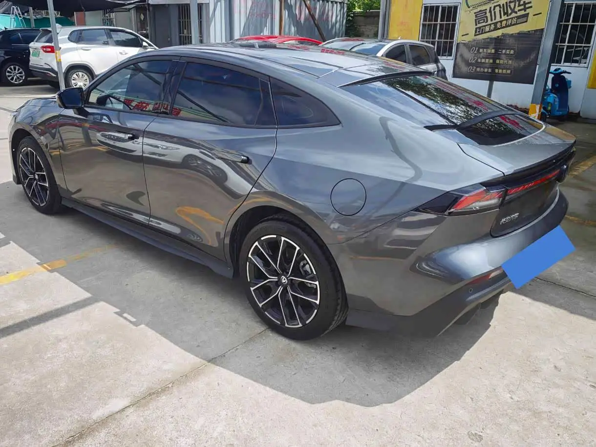 Changan UNI-V iDD 2026 — Photo 10/13