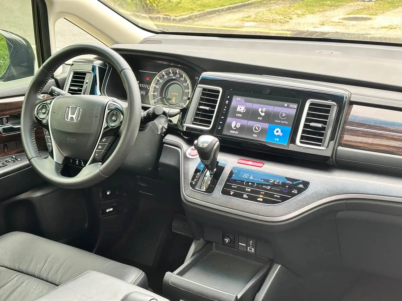 Honda Elysion 2019 — Photo 8/20