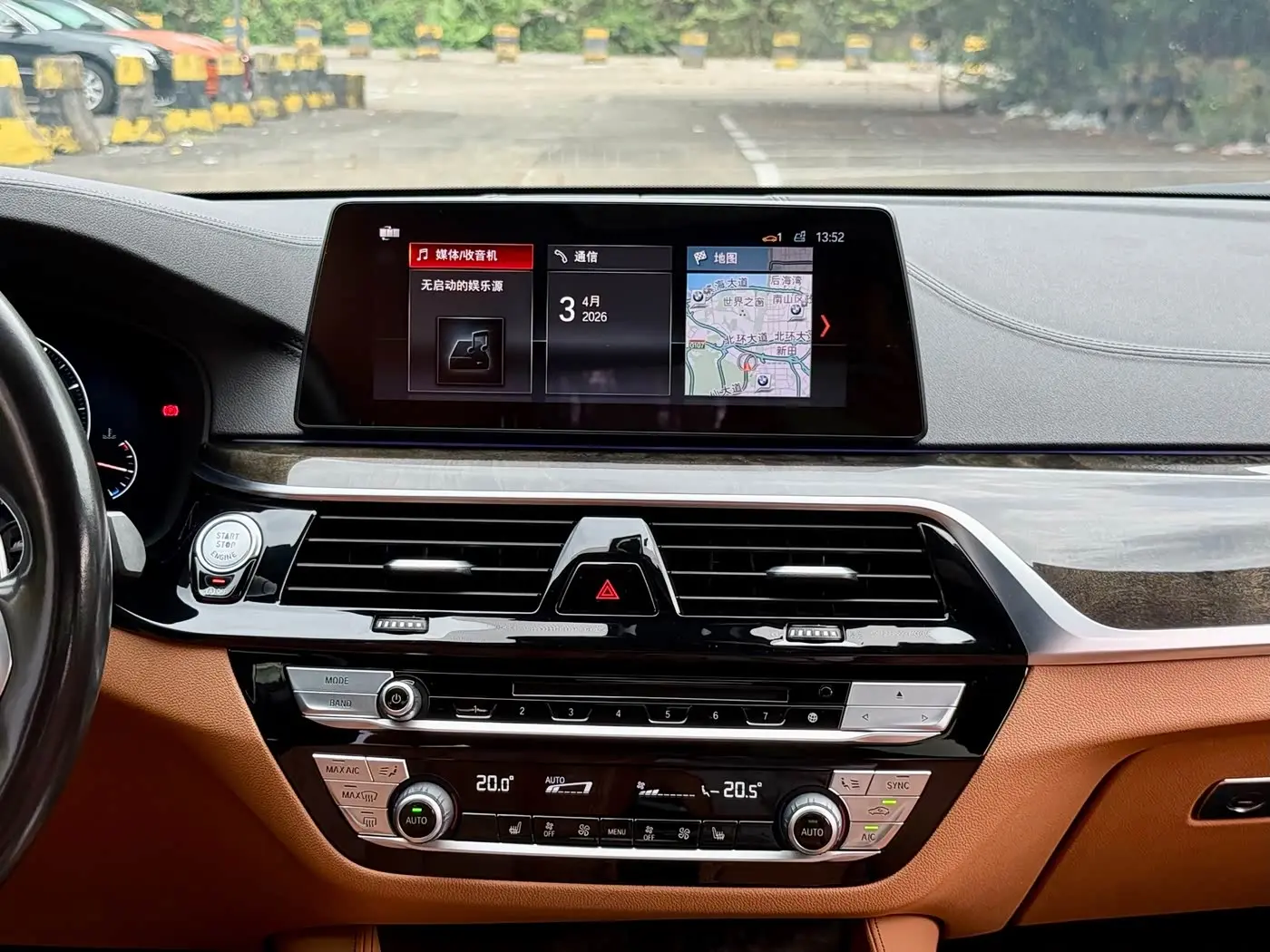 BMW 5 Series 2019 — Photo 13/16
