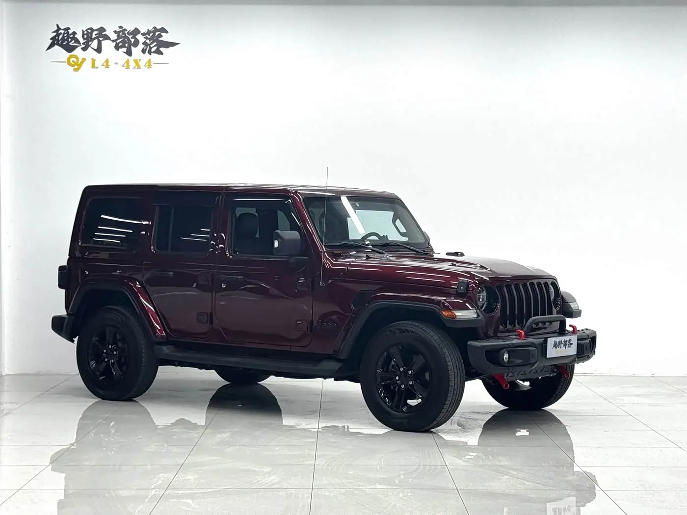 Jeep Wrangler 2024 — Фото 3/18