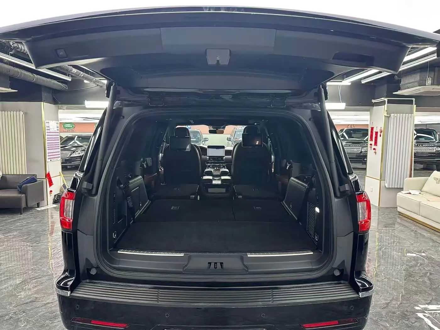 Lincoln Navigator 2019 — Şəkil 11/18