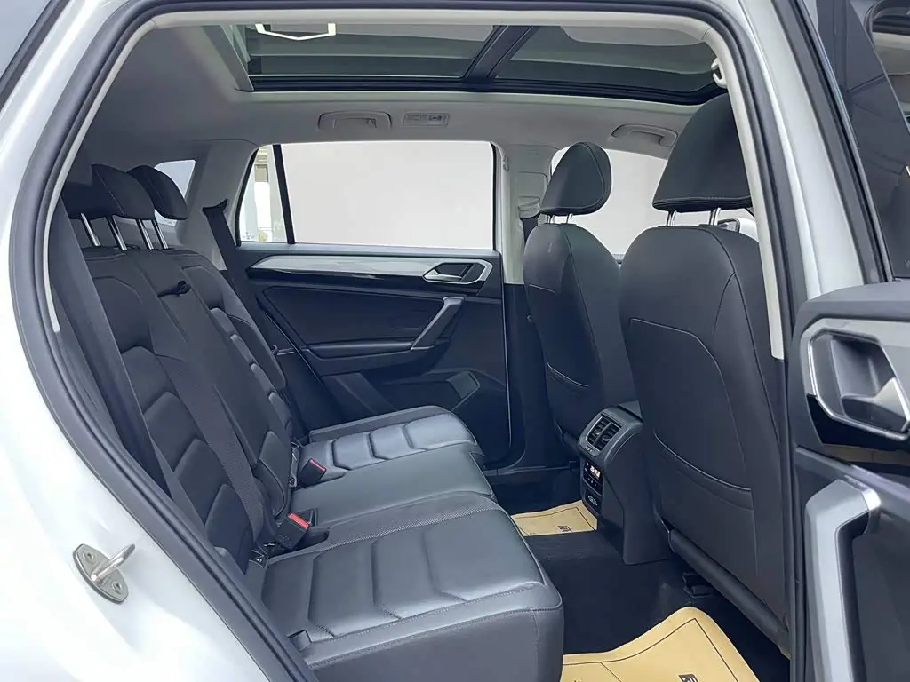 Volkswagen Tayron 2022 — Photo 17/20
