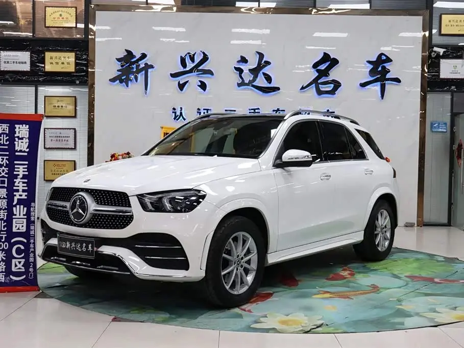 Mercedes-Benz GLE 2020 — Фото 1/20