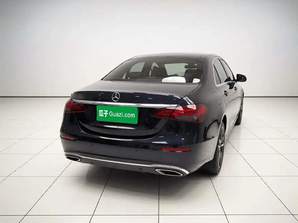 Mercedes-Benz E-Class 2022 — Фото 6/20
