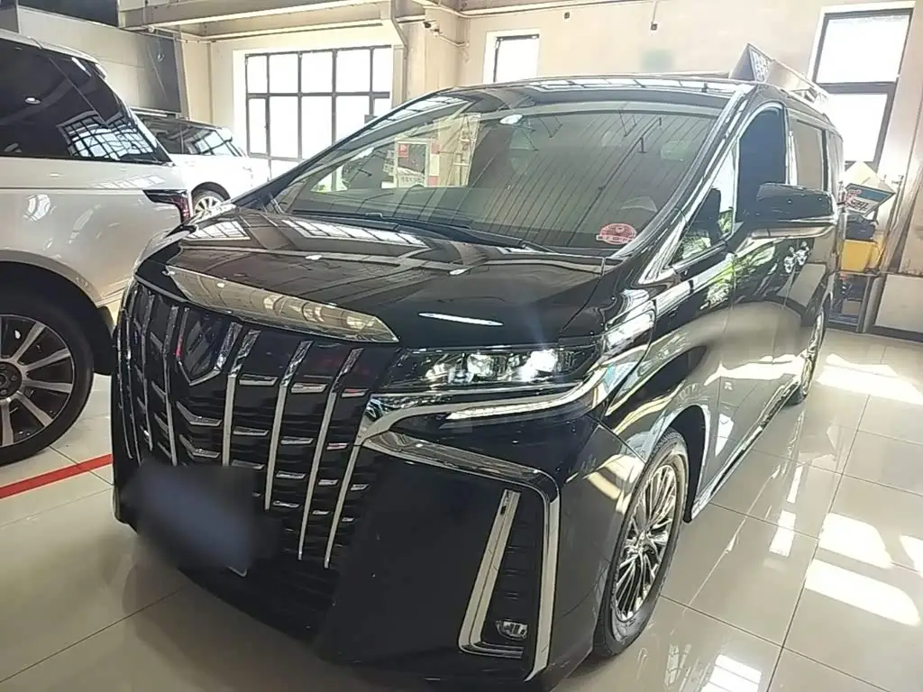 Toyota Alphard, 2022