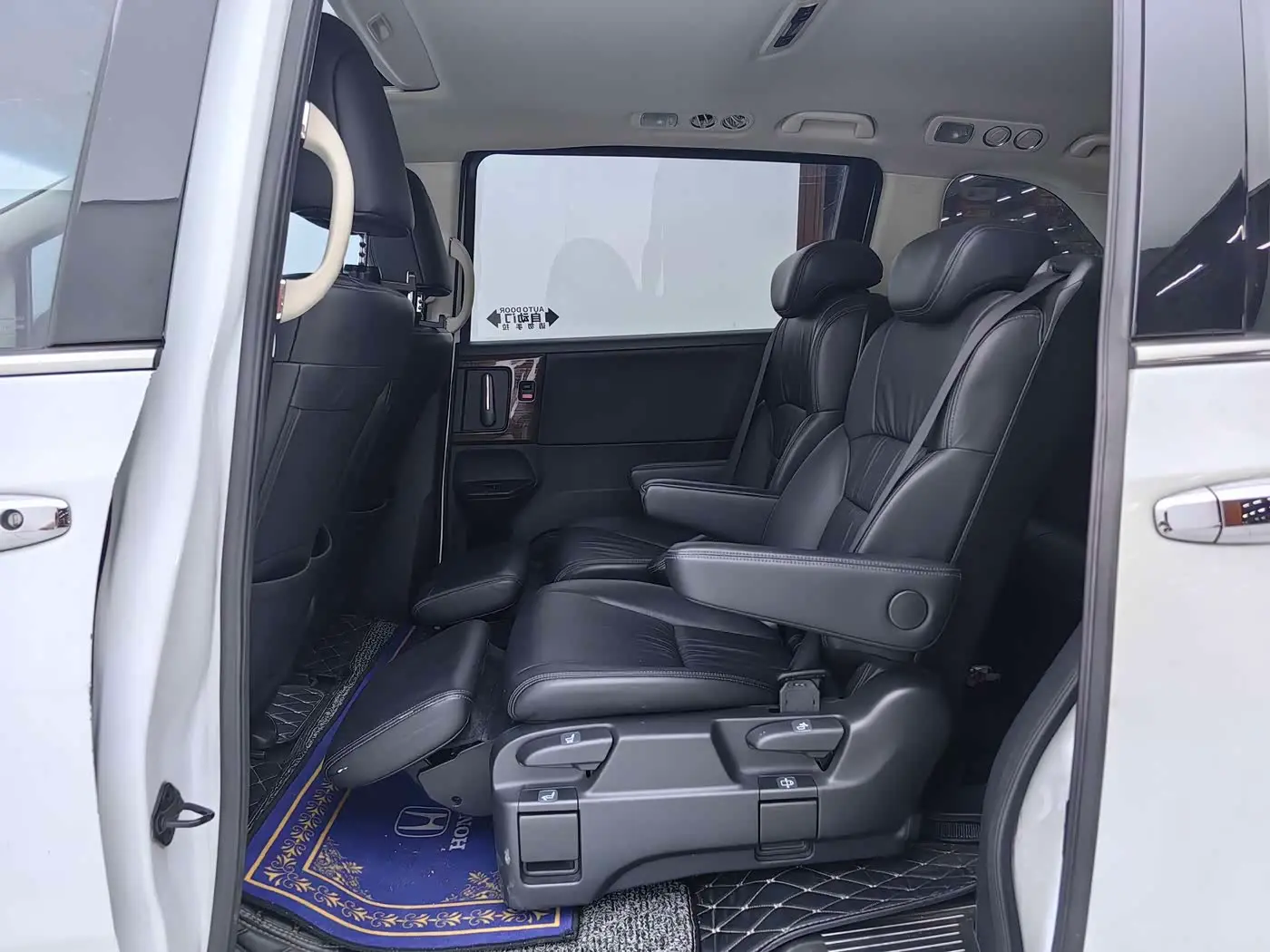 Honda Odyssey 2018 — Photo 7/16