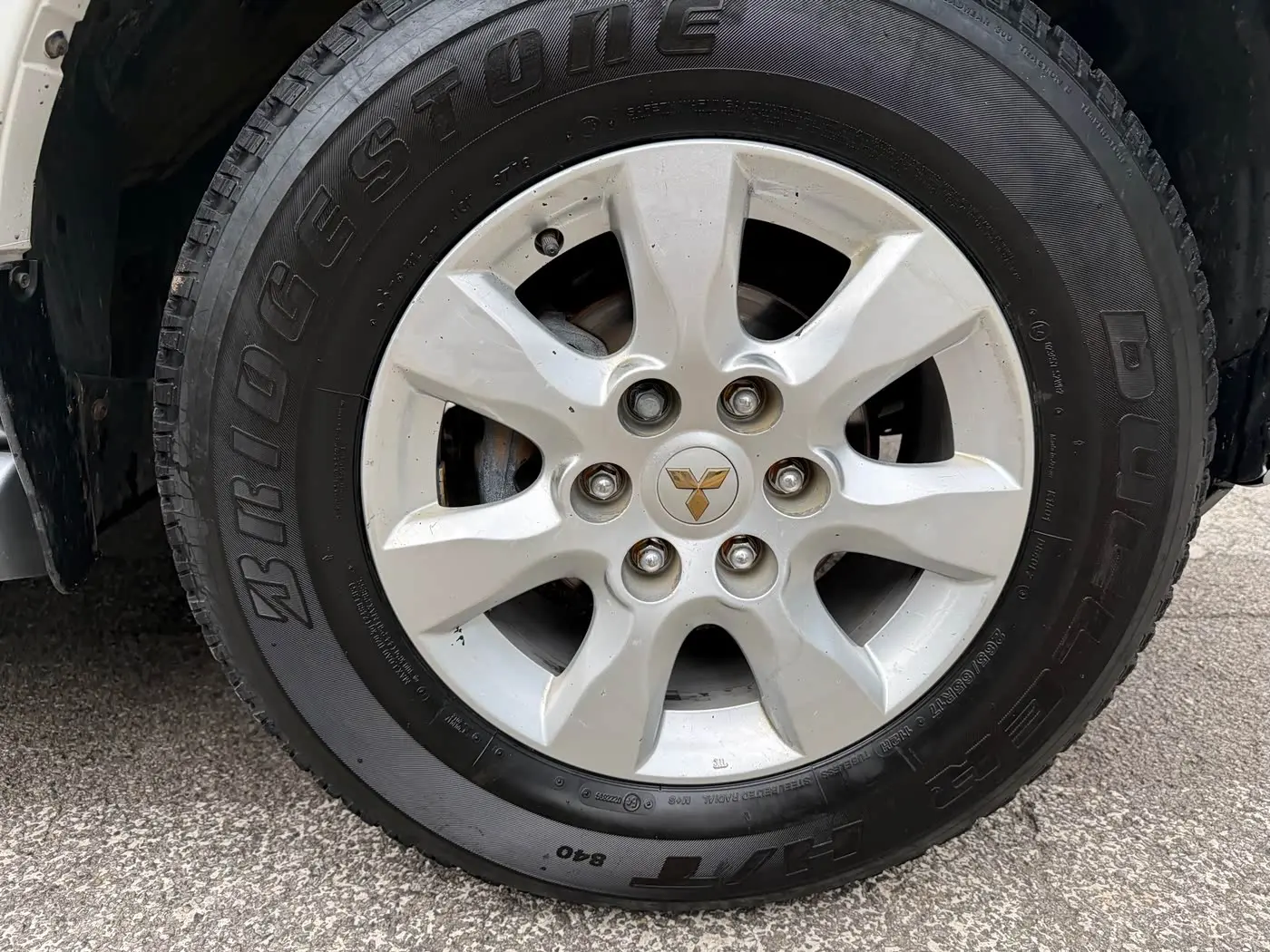 Mitsubishi Pajero 2019 — Photo 20/20