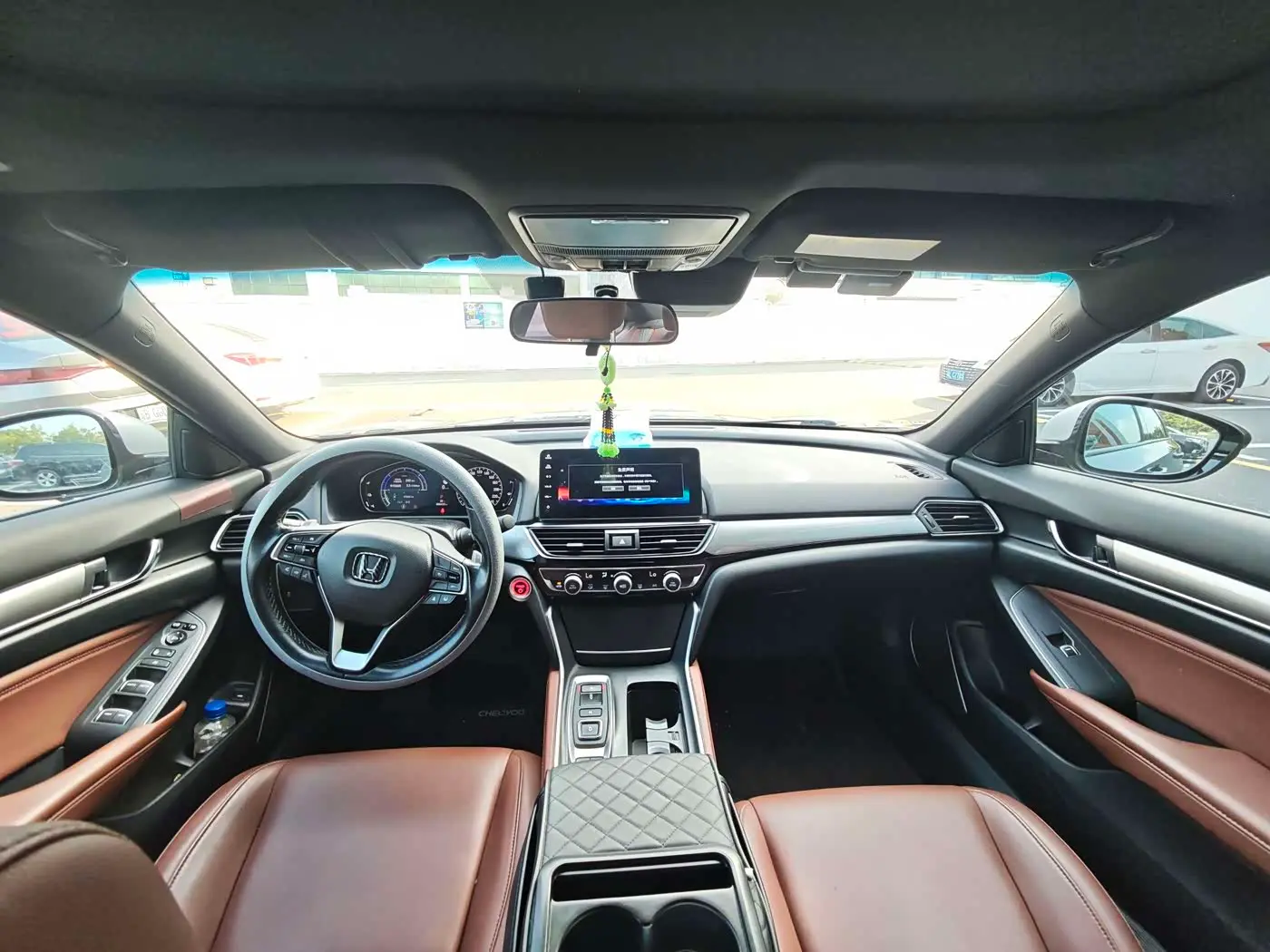 Honda Inspire 2022 — Photo 10/18