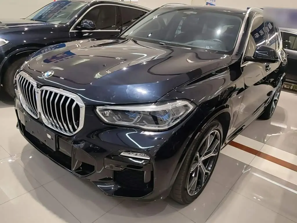 BMW X5 2021 — Photo 2/20