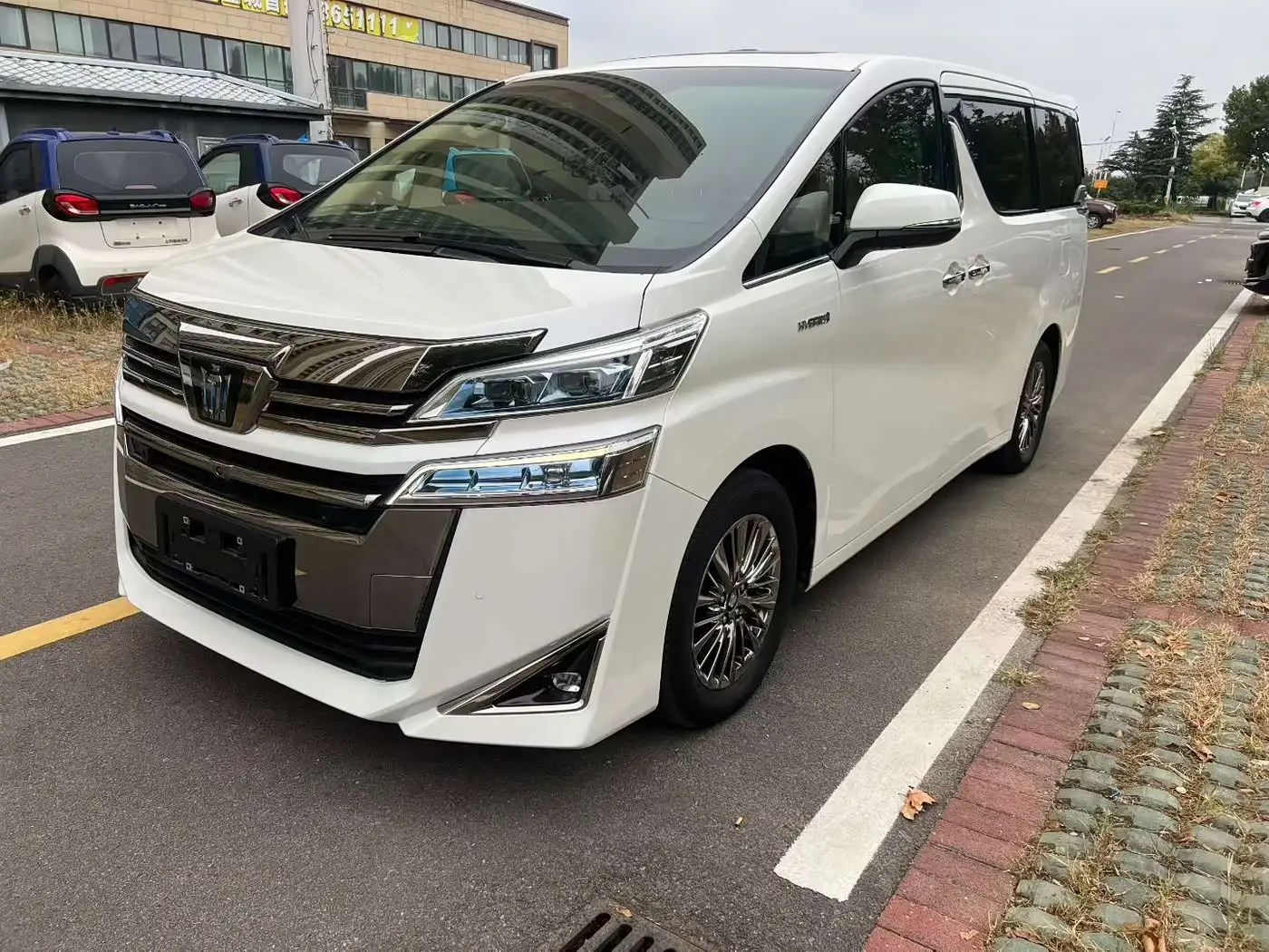 Toyota Vellfire, 2022