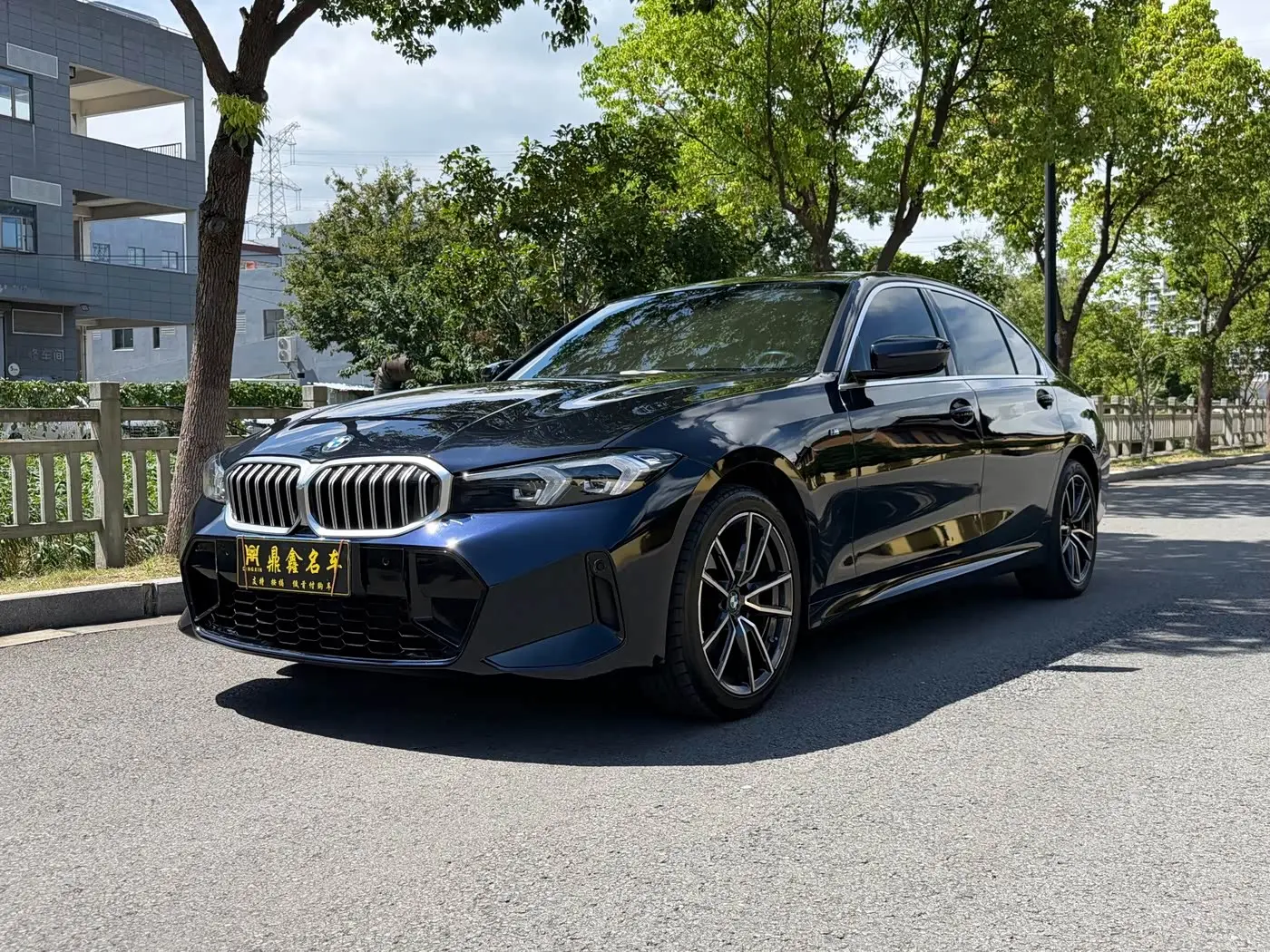 BMW 3 Series 2023 — Photo 15/20