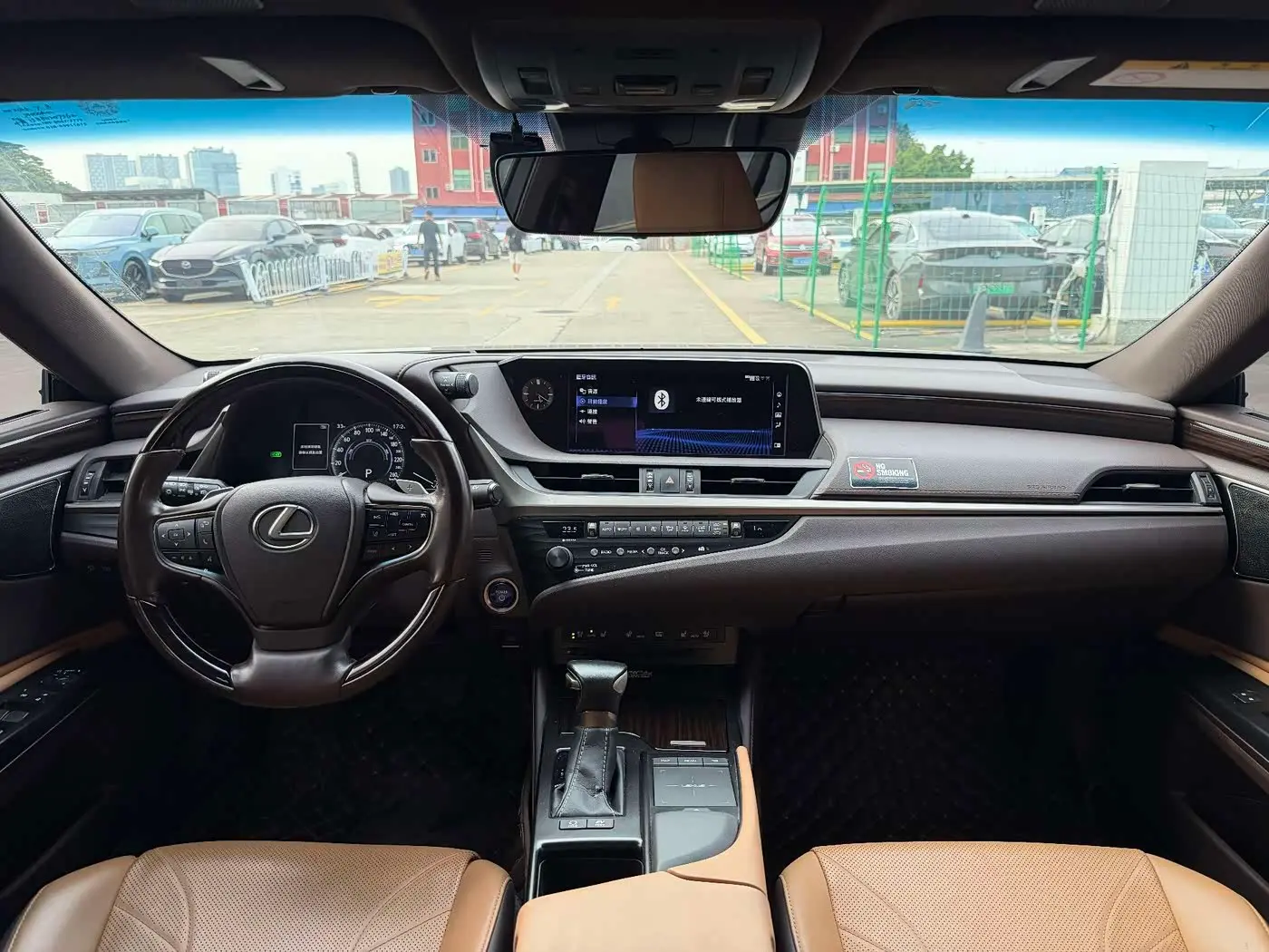 Lexus ES 2020 — Фото 16/20