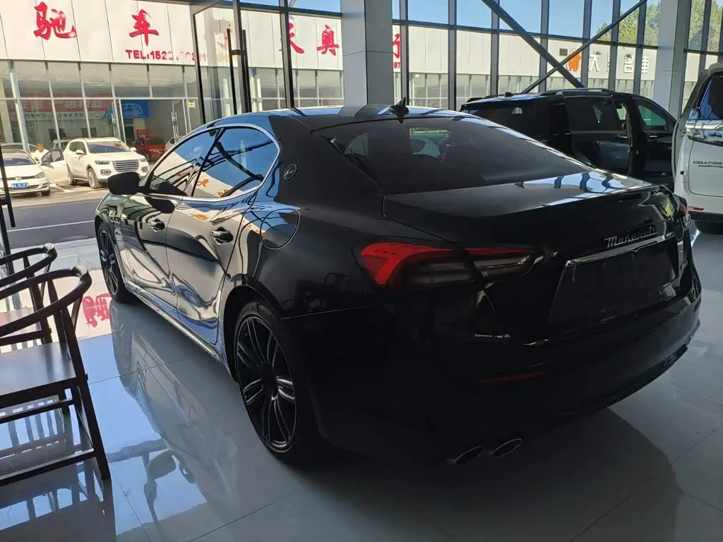 Maserati Ghibli 2021 — Photo 5/14